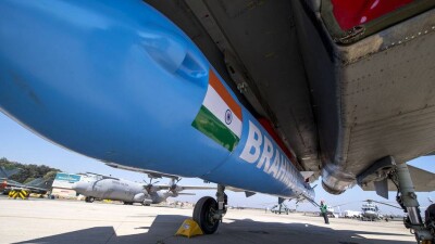Индийский BrahMos учится летать