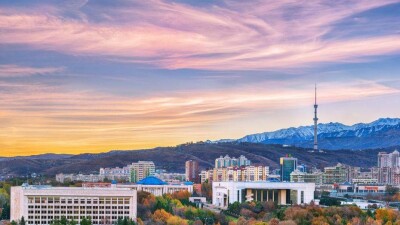 Euronews снял сюжет об Алматы с переехавшим в Казахстан американцем в главной роли 