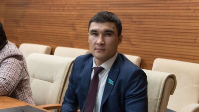 Серик Сапиев проверил, как помогают пострадавшим от паводка в Петропавловске