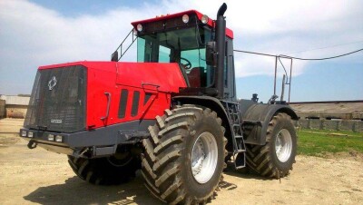 Российские инвесторы отказались собирать тракторы "Кировец" в Костанае