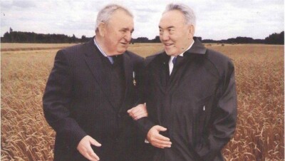 Нурсултан Назарбаев выразил соболезнования родным Геннадия Зенченко