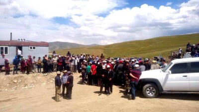 В Кыргызстане приостановили работу китайской компании после драки её сотрудников с местными жителями