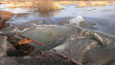 Чиновники выплатят моральный ущерб сельчанке, чьи родственники погибли во время паводков