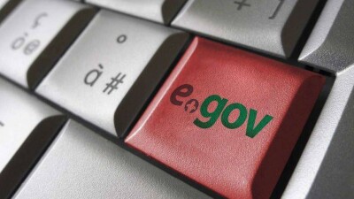 В Кокшетау людей с ограниченными возможностями учат пользоваться Egov