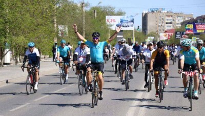 1500 жителей Атырау приняли участие в велопробеге