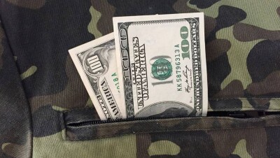Гения конспирации из военкомата поймали на взятке и лишили звания в Щучинске