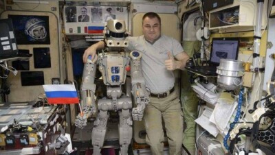 Космонавт Овчинин на МКС с 15-й попытки включил робота Фёдора