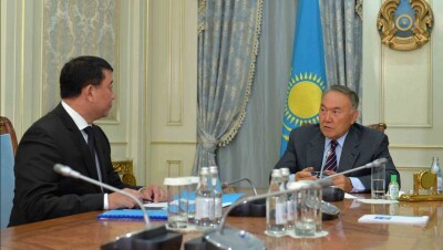 Нацбезопасность обсудил Назарбаев с главой службы внешней разведки