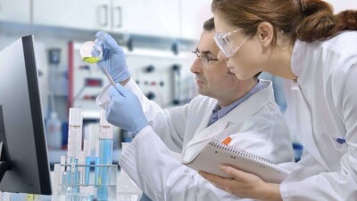 Депутаты: Казахстан должен иметь биобанки для хранения генетического материала