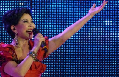 Роза Рымбаева завтра споёт для Алматы на площади "Астана"