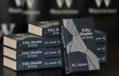 Книжный магазин в Британии завалили романом "50 оттенков серого"