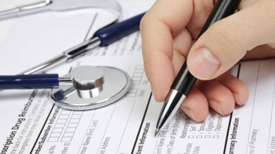 В Минздраве РК рассказали, какую медстраховку будут получать иностранцы