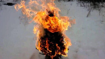 Пожар на центральной площади Капшагая произошёл в новогоднюю ночь