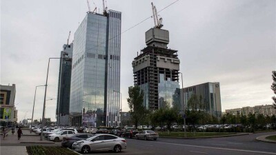 2 000 казахстанцев получат постоянную работу в "Абу-Даби Плаза"