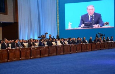 Не прятать деньги за границей вновь призвал бизнесменов Назарбаев 