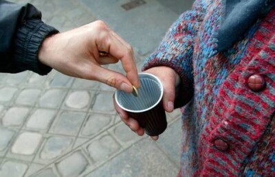 За приставания почти тысячу человек привлекли к ответственности в Казахстане