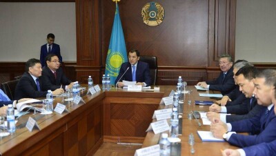 Ногаев распорядился не "втыкать дома" на каждом свободном клочке земли в Атырау