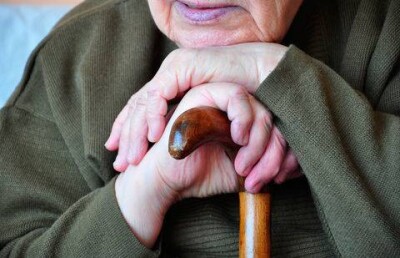 В Караганде у бабушки-ветерана украли все медали и орден Материнской славы