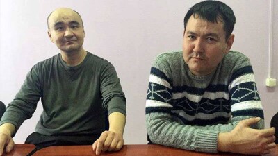 Правозащитники требуют освободить гражданских активистов Макса Бокаева и Талгата Аяна 