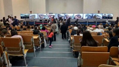 Аскар Мамин поручил исключить массовое скопление людей во время проведения ЕНТ