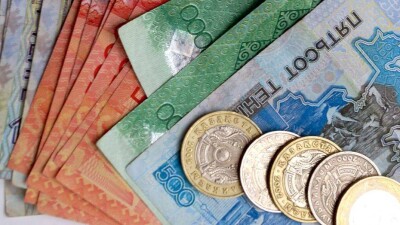 Курс доллара снова вырос до 338,67 тенге