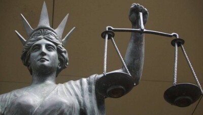 В Казахстане следует безотлагательно возродить институт Конституционного суда
