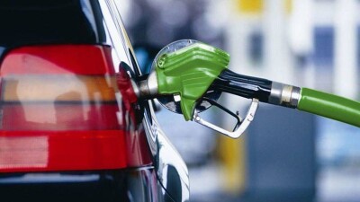 Почему падение цен на нефть незначительно сказалось на стоимости бензина в РК