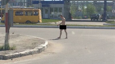 Очередного казахстанца-нудиста сняли на видео в Кызылорде