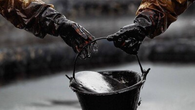 КНБ проводит масштабную спецоперацию по делу о хищении нефти на юге страны