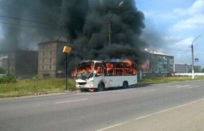 В Петропавловске сгорел маршрутный автобус