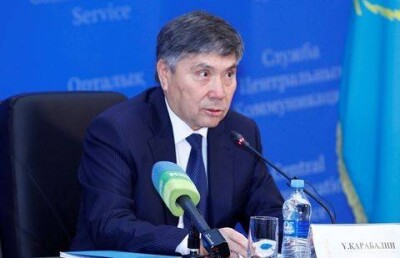 Казахстанцам объяснили, почему при дешевеющей нефти дорожает бензин