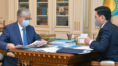 Токаев поручил Кульгинову активно трудоустраивать безработных и решить проблему трёхсменных школ