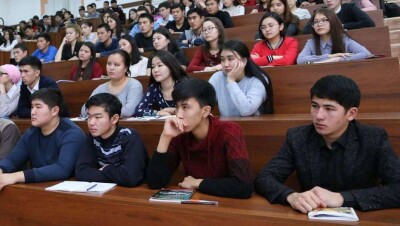 Из Павлодара уехали 70% выпускников, окончивших вузы по госпрограмме "Серпiн"