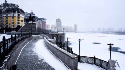 Дороги вокруг Астаны закрыты из-за метели и гололедицы