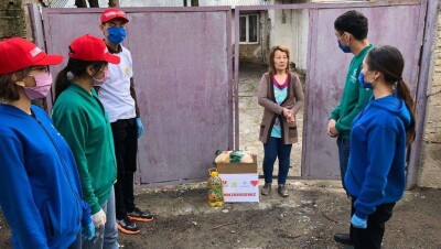 Акция "Біз біргеміз": соцпакеты получили 11 600 малообеспеченных и многодетных семей