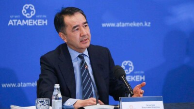 Сагинтаев ответил Кулибаеву на критику: Не надо стучать в двери, они всегда открыты