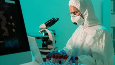 Moderna оценила эффективность своей вакцины в 100% против тяжёлой формы Covid-19 