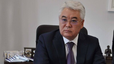 Бейбута Атамкулова избрали президентом Казахстанской федерации шахмат