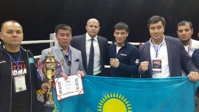 Казахстанские бойцы ММА стали серебряными призёрами чемпионата мира