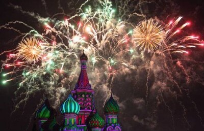 Казахстанцы порадовали москвичей зрелищным фейерверком
