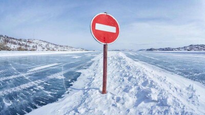 В Астане и шести областях страны закрыли трассы из-за морозов