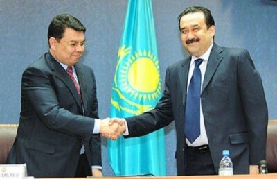 Говоря о запуске Кашагана, Масимов посоветовал Бозумбаеву сплюнуть через оба плеча