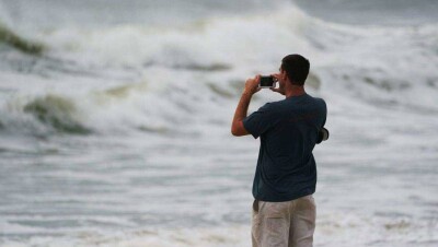 В США число жертв шторма "Флоренс" достигло 11 человек