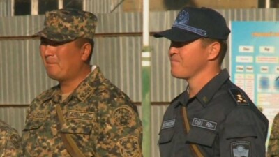 Нацгвардеец реанимировал девушку, пережившую сердечный приступ в парке Кызылорды