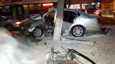 У Lexus в центре Алматы на полном ходу отказала педаль газа