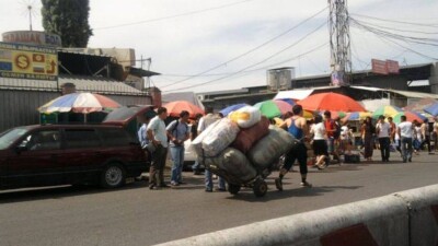 В Алматы снова горела барахолка