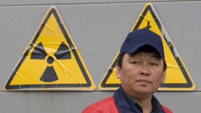 Вагоны с ядерным топливом в тупике никто не бросит