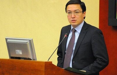 Падение тенге стало реакцией на назначение Данияра Акишева - аналитики