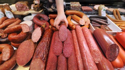 С прилавков СКО изымают колбасы с высоким содержанием нитрита натрия и левомицетина
