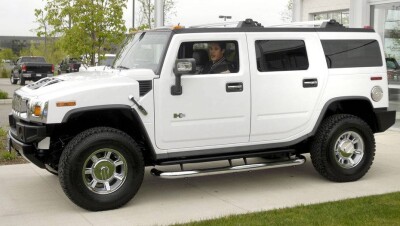 Опасный трюк с пересаживанием из одного авто в другое сняли на видео